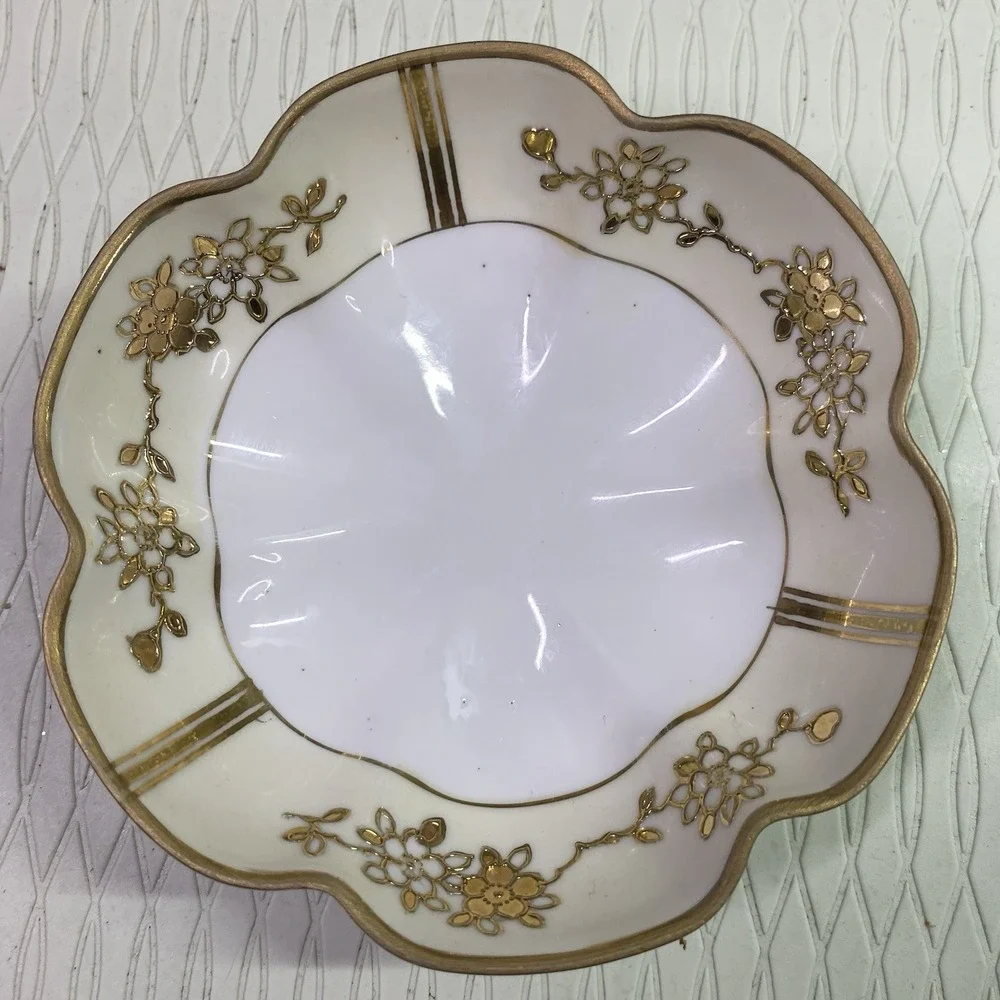 Noritake Goldette Round‎ Dish w/ Flowers-Japan Gold Trim Handpainted-RARE 5.25